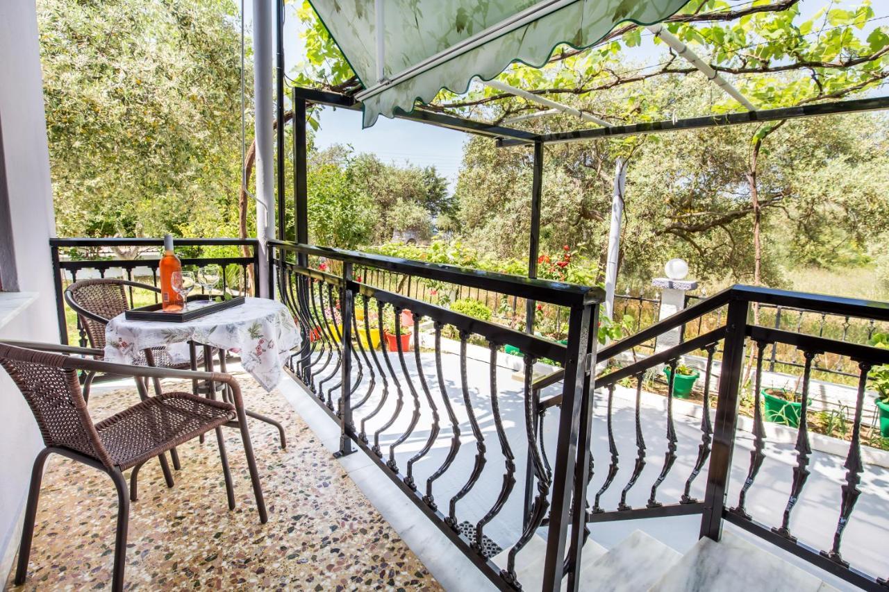 Studios Panagiotas House Astris Extérieur photo