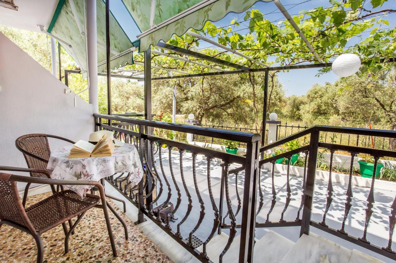 Studios Panagiotas House Astris Extérieur photo